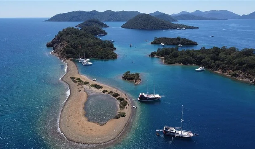 Muğla kıyıları deniz tutkunu misafirlerini bekliyor 1