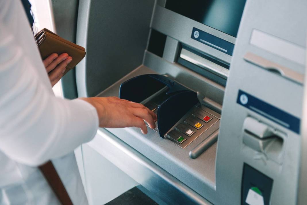 ATM'lerde para çekme limitlerine yeni düzenleme! Hangi bankadan ne kadar para çekilecek? 6