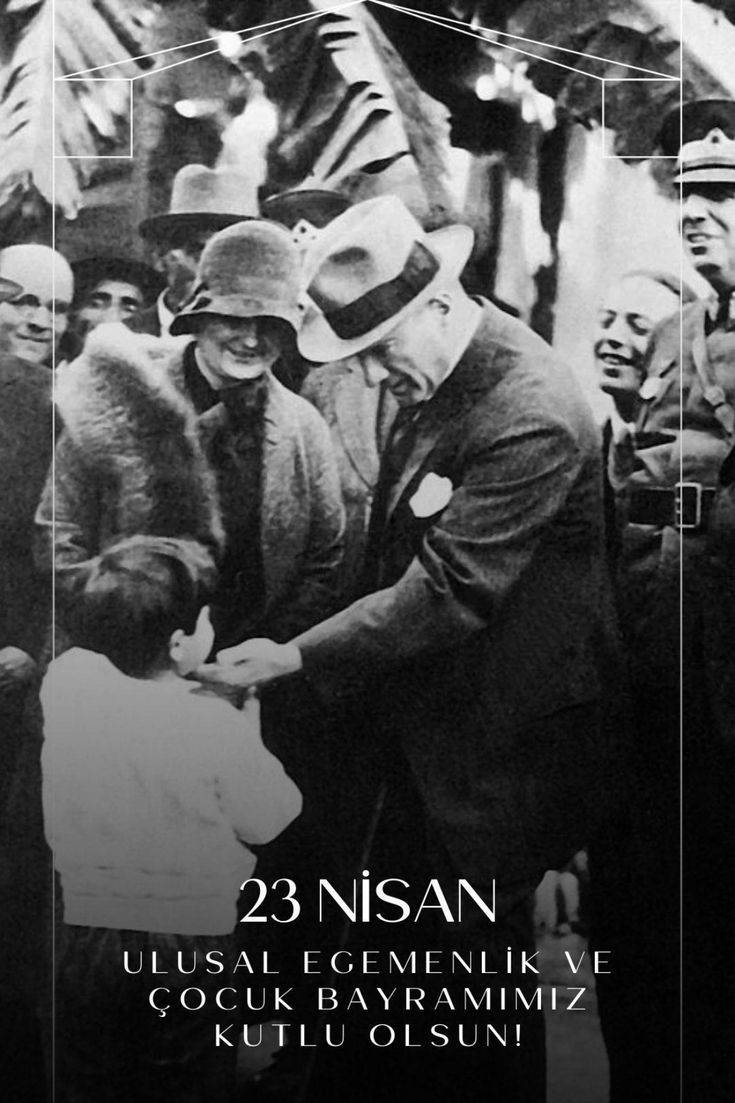 Ünlülerden 23 nisan paylaşımı: Bazı ünlüler kendi çocukluk fotoğrafını paylaştı 12