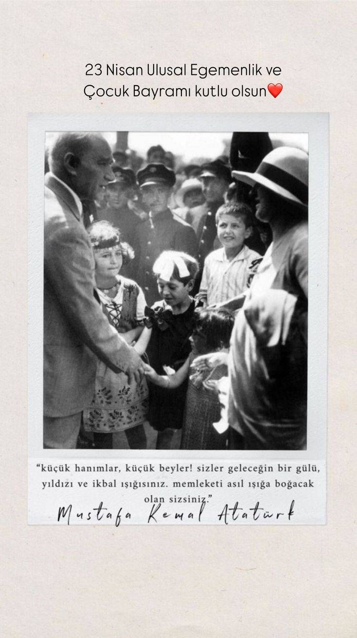 Ünlülerden 23 nisan paylaşımı: Bazı ünlüler kendi çocukluk fotoğrafını paylaştı 8
