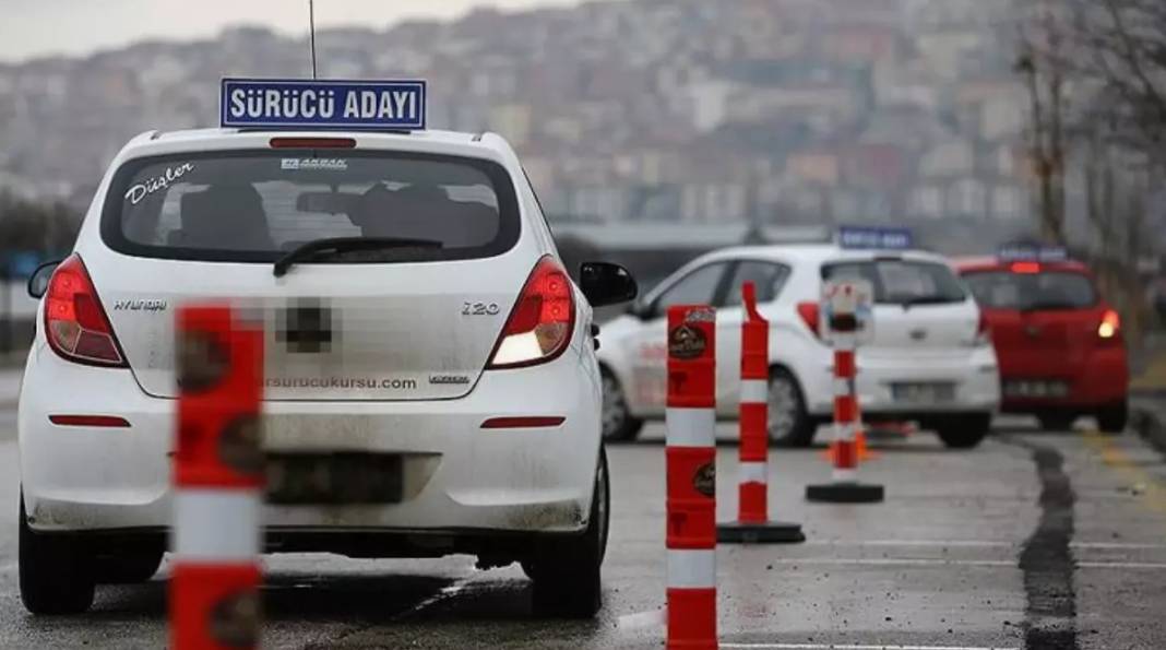Sadece 1 gün kaldı: Yaptırmayana 7 bin 423 lira ceza verilecek 3
