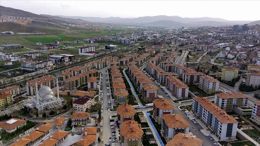 Mert Başaran: Dolarla değil molozla zengin olacaksınız 3