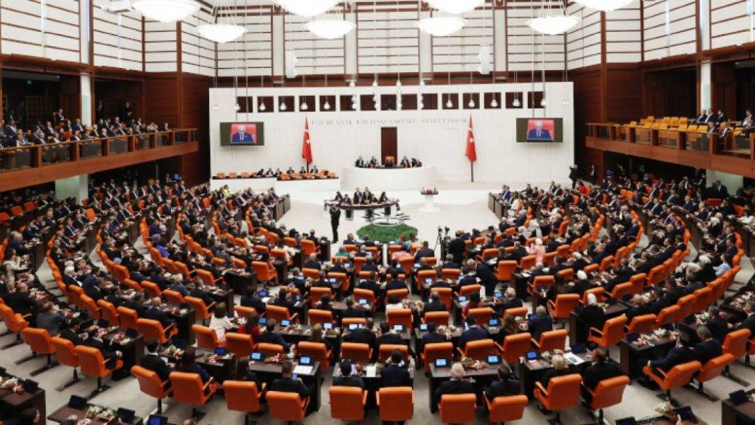 En çok beğenilen muhalefet vekilleri belli oldu! 3 partiden isimler listede yer aldı 2