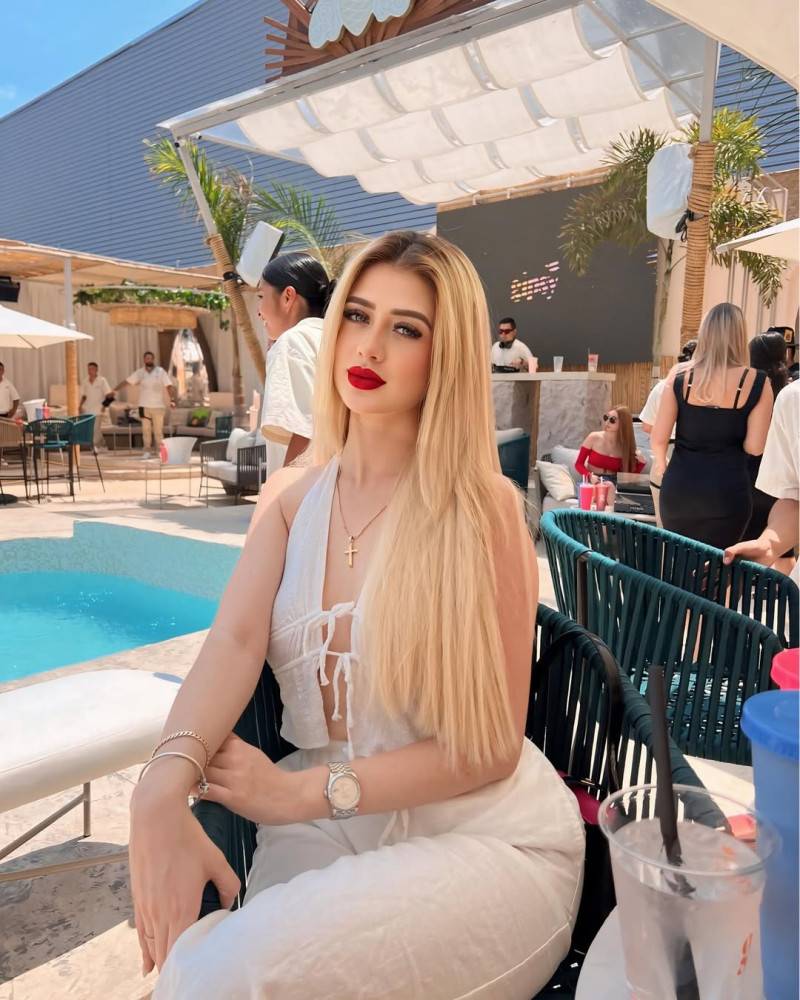 TikTok fenomeni canlı yayında vuruldu: Bir anda 'güm' sesi duyuldu 7