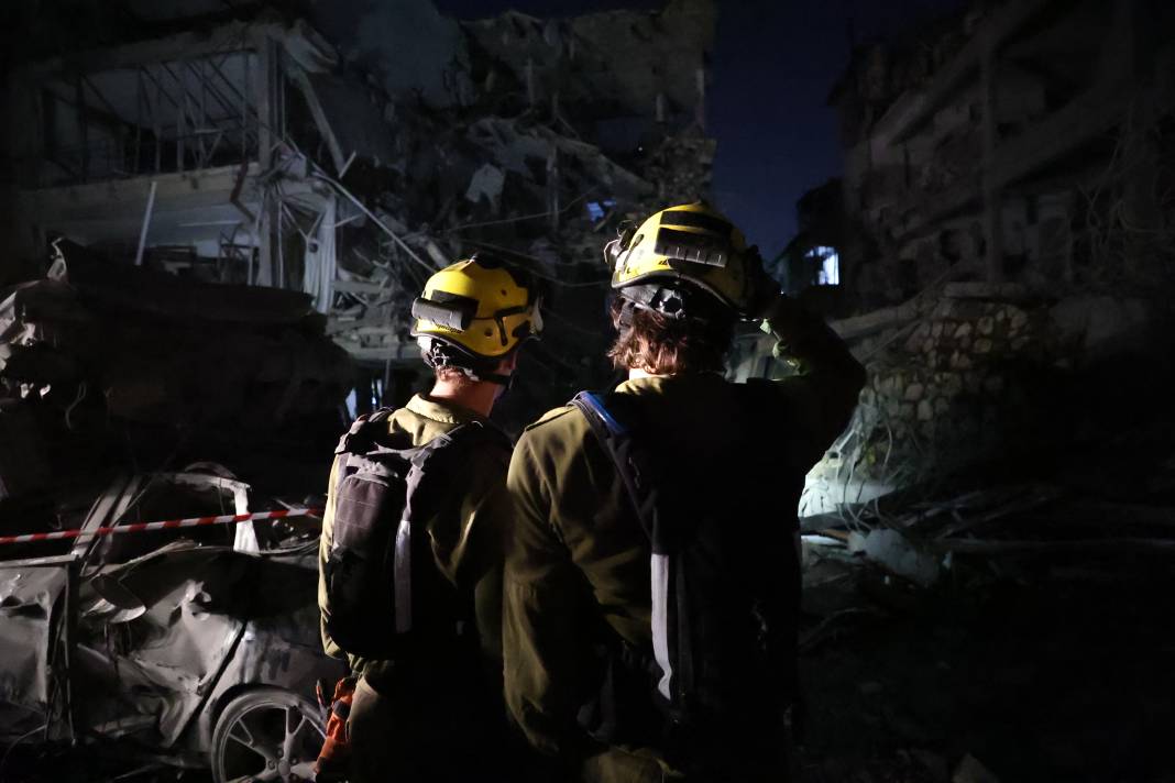 İran'ın misilleme saldırısının ardından Tel Aviv sokakları 2