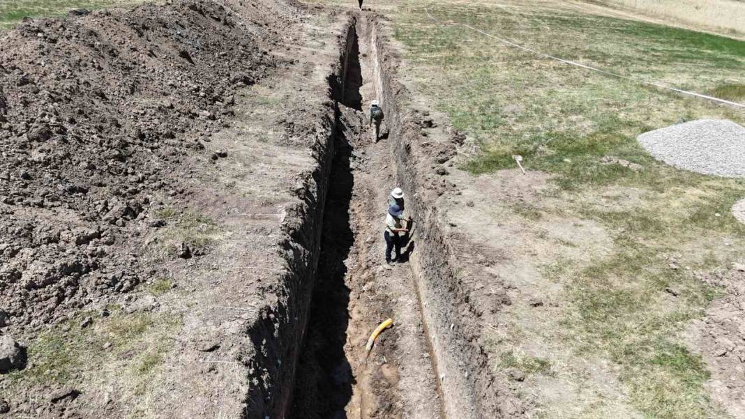 Bölgede yüz binlerce kişiyi ilgilendiriyor: Hendek kazıldı, gerçek açığa çıktı 1