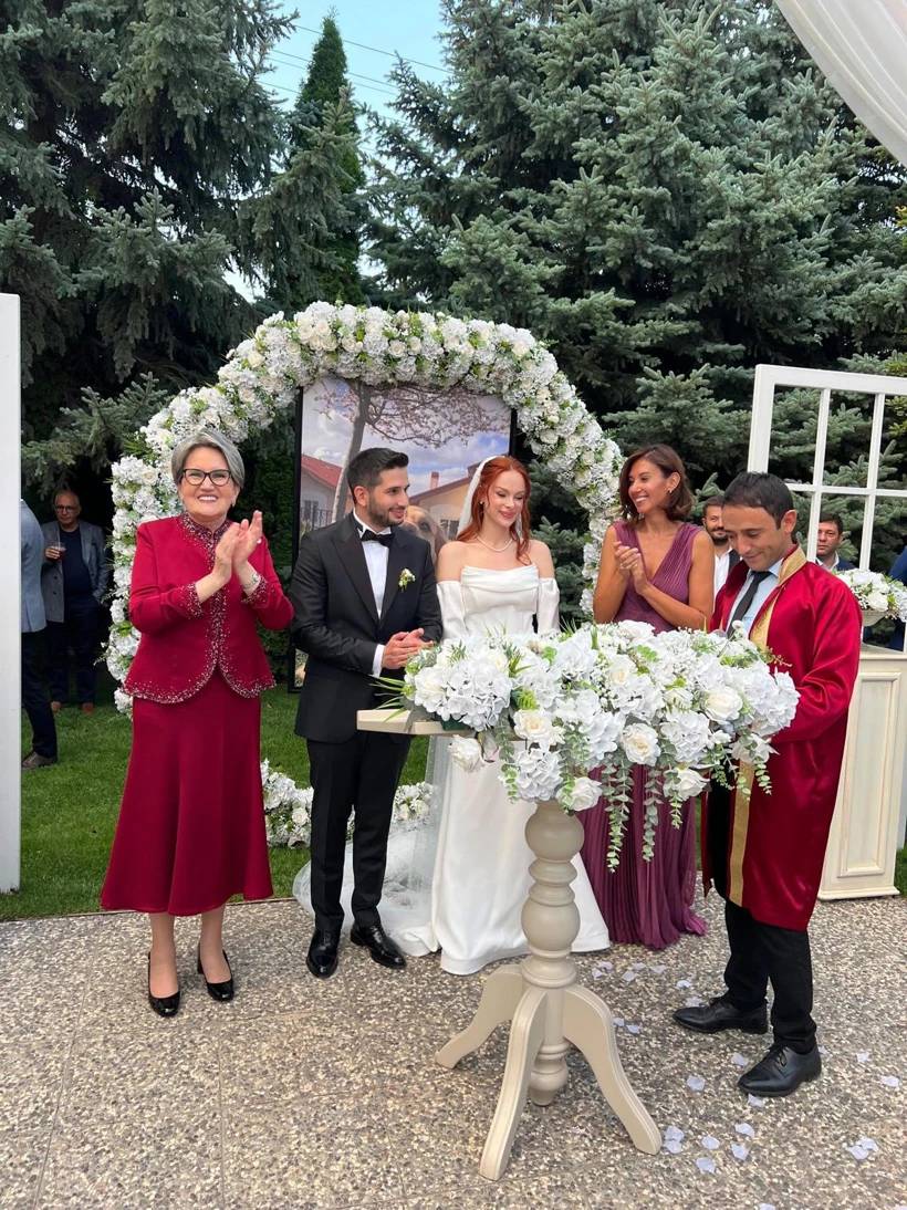 Meral Akşener'den yeni imaj 3