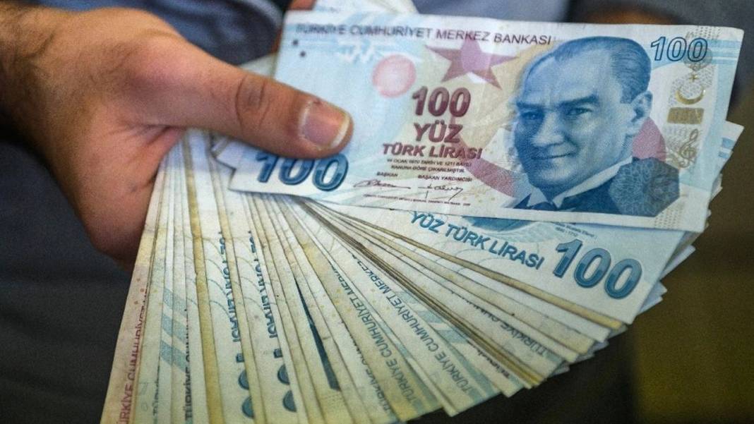 Bankaların faiz geliri rekor kırdı: Kredi ve kart borçları zirvede 16