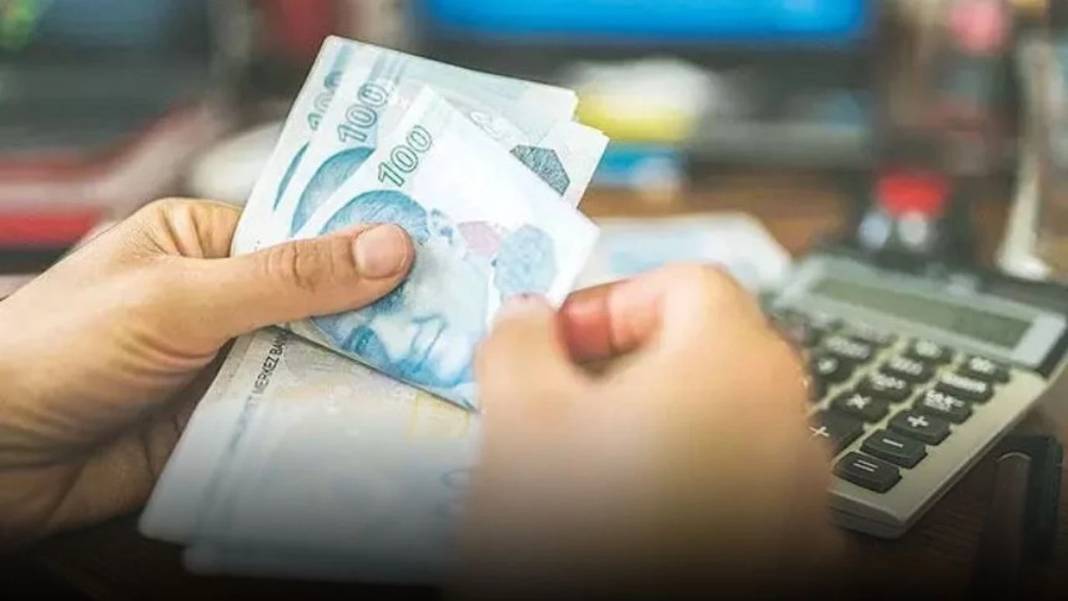 Emekliye zam sonrası promosyonlarda yarış: Tutarlar güncellendi 13