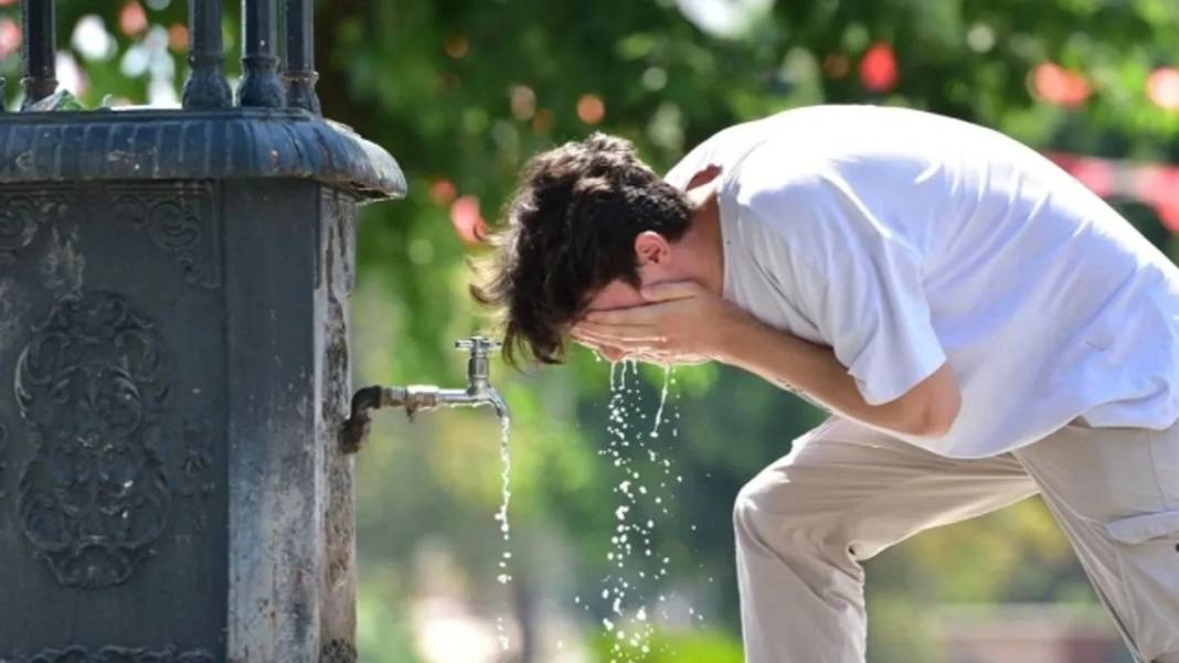 Meteoroloji'den bu illere flaş uyarı: 40 dereceyle yakıp kavuracak 3