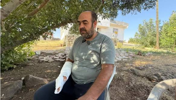 Narin Güran 1 yıl önce bugün kaybolmuştu! Baba Arif Güran mezarı başında konuştu: Kolundaki alçı detayı dikkat çekti 2