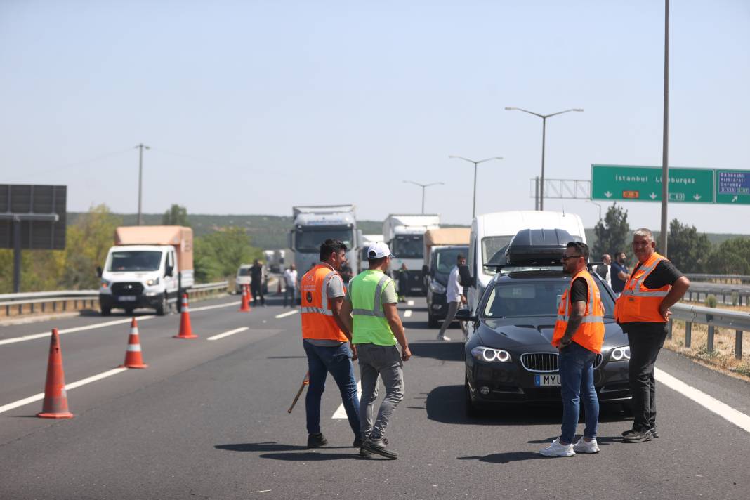 Kırklareli’de ağaçlık alanda yangın: Avrupa Otoyolu trafiğe kapatıldı 3