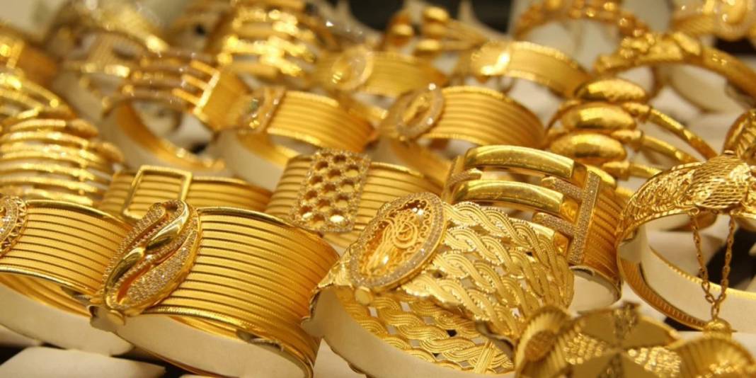 Fed gerginliği altını sarsıyor: Altın gramı 4 bin 457 lira 5