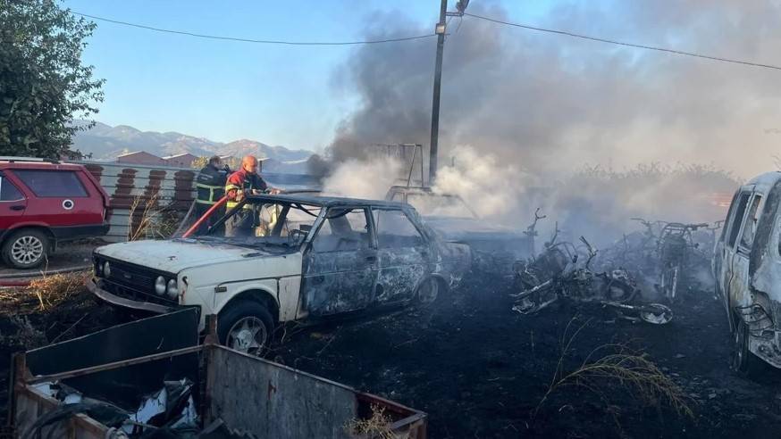 Yediemin otoparkında korkutan yangın: 35 araç alev alev yandı 4