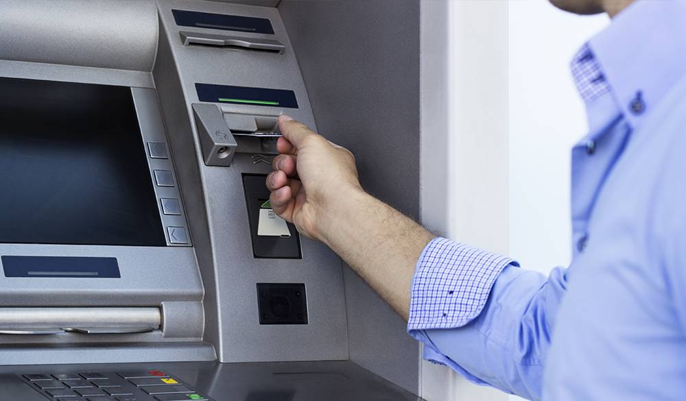 ATM'de parası sıkışanlar dikkat! Bu bir tuzak olabilir 1