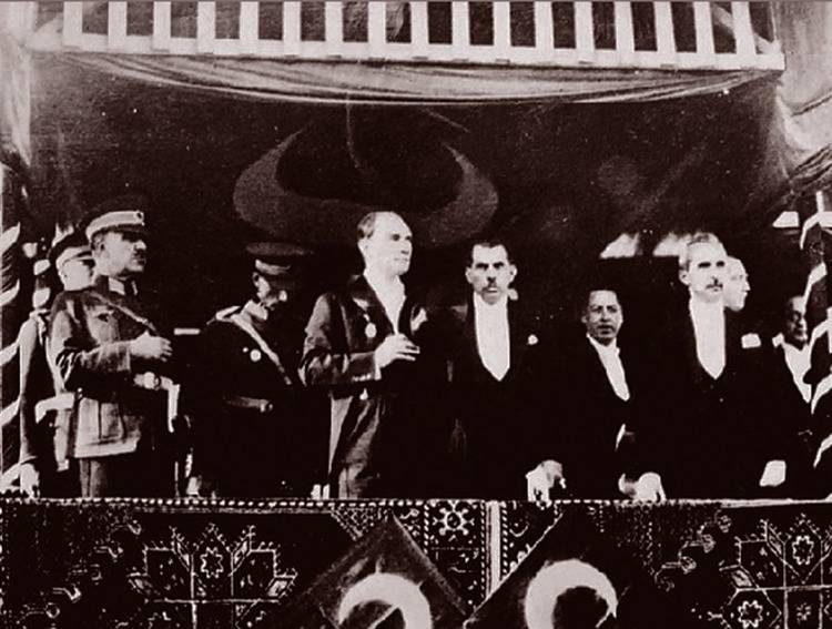 Türkiye Cumhuriyeti 102 yaşında: "Egemenlik kayıtsız şartsız milletindir" 7