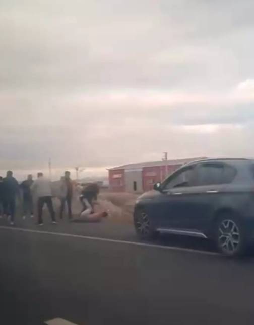 Polis memurunun cenaze konvoyuna saldırı: 4 yaralı! 7