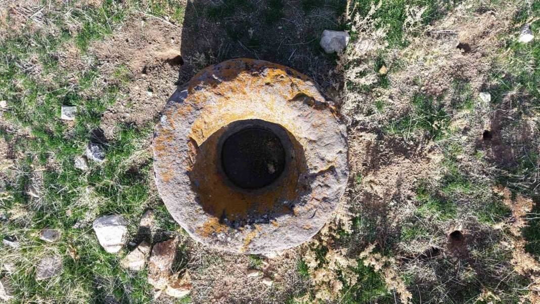 35 yıl önce terk edildi: Hayalet köy 'Pırıklı' uydu haritasından silindi 1