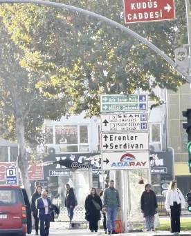 Saat 09.05 yine hayat durdu! Tüm ülkede sirenler çaldı 9