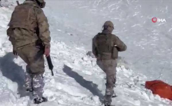 Kar ve tipinin içinde tam 348 kilo ele geçirildi: Zulaları bir bir patlatıldı 3