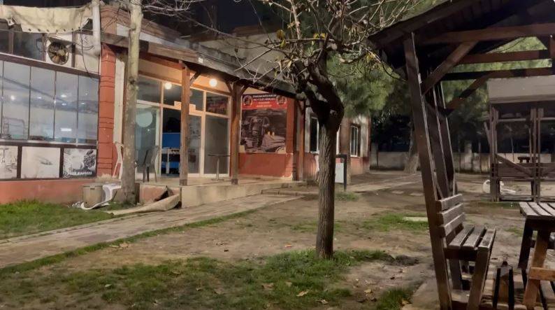 İstanbul'da parkta dehşet! Silahlı kavgada 1 kişi hayatını kaybetti, yaralılar var 1