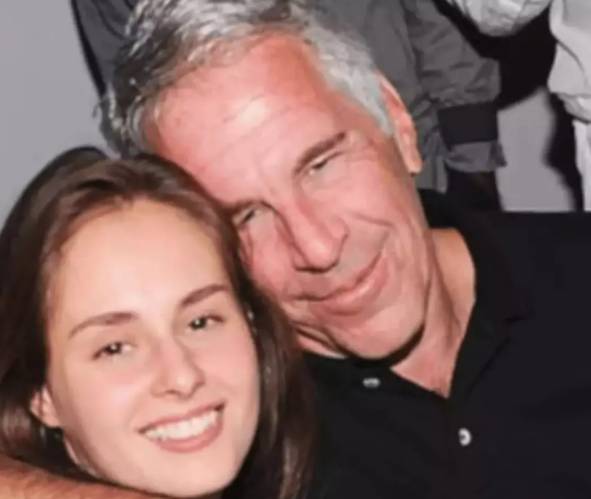Epstein dosyaları açıldı: 305 ünlü ve siyasetçinin olduğu liste paylaşıldı 4