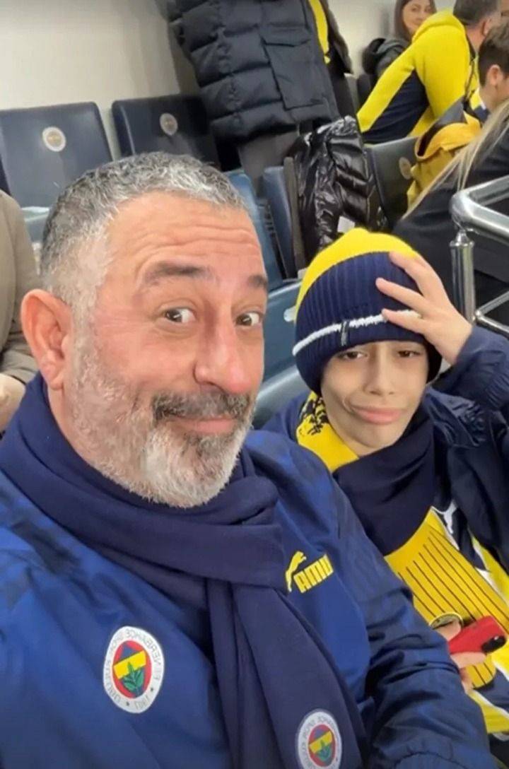 Ünlüler hangi takımları tutuyor? Dev liste çıkarıldı 25