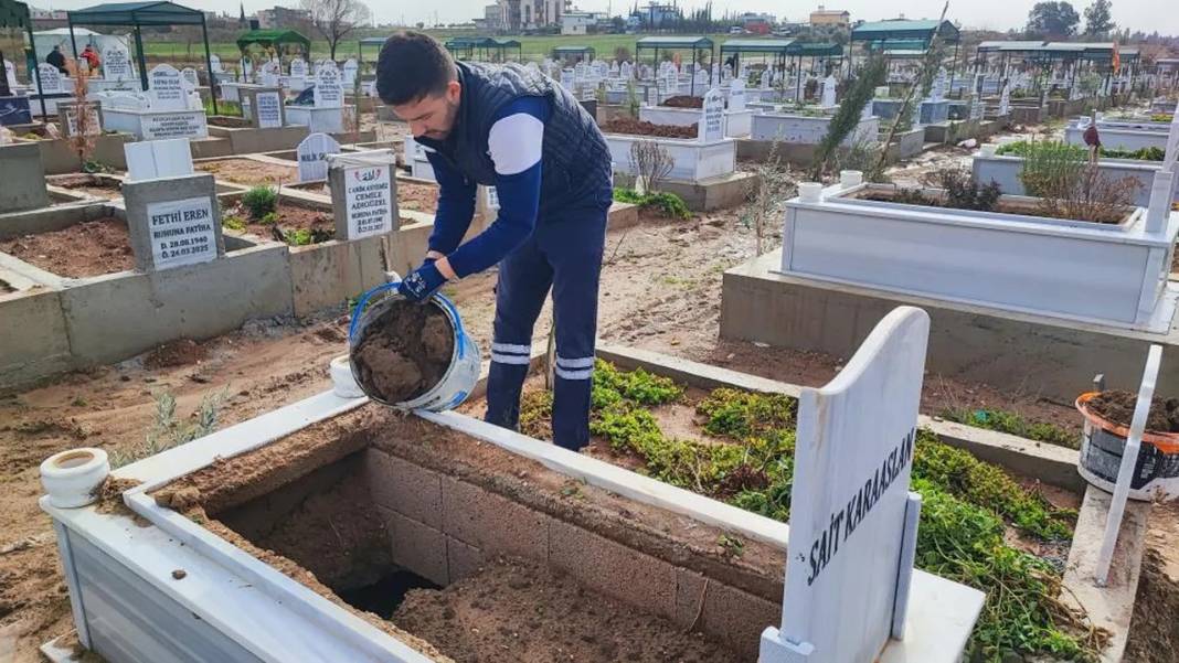 Bu mezarlığa giren ölüler kayboluyor! DNA testi yapılan cenazeler ailelere geri veriliyor: Kabirlerin çoğu çökük 3