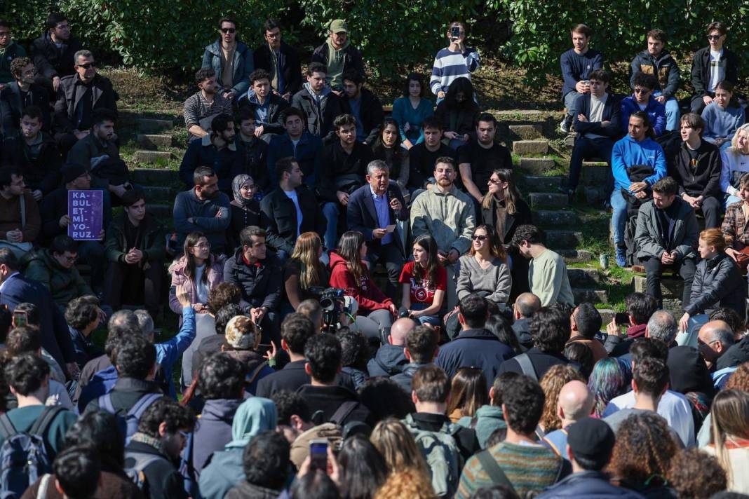 Özgür Özel Boğaziçi'ndeki öğrencilerle dayanışma gösterdi: "İşgalin fotoğrafı" diye tanımladı 3