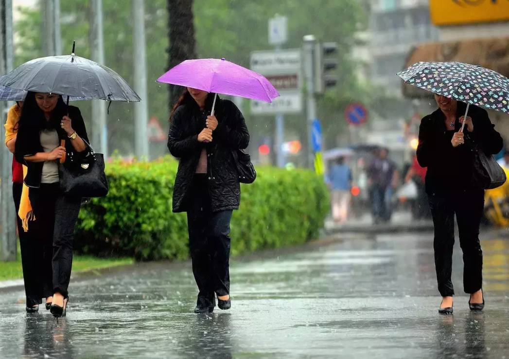 Meteoroloji alarm verdi: 53 ilde sarı kod, sağanak ve kar geliyor 2