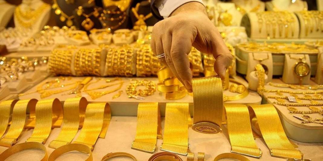 Altın düştü, Kuyumcukent’te gram altın kalmadı 1