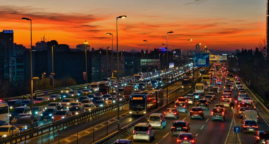 Bayramda gezecek olanlar dikkat! Yollarda radarlar ve hız sınırları değişti 3