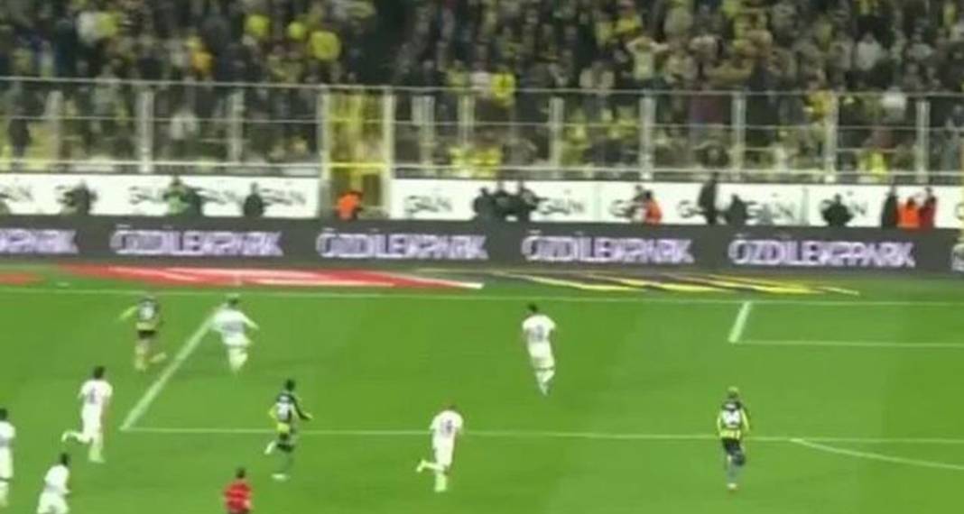 Eski hakemler Fenerbahçe-Rizespor maçının kararlarını yorumladı 6