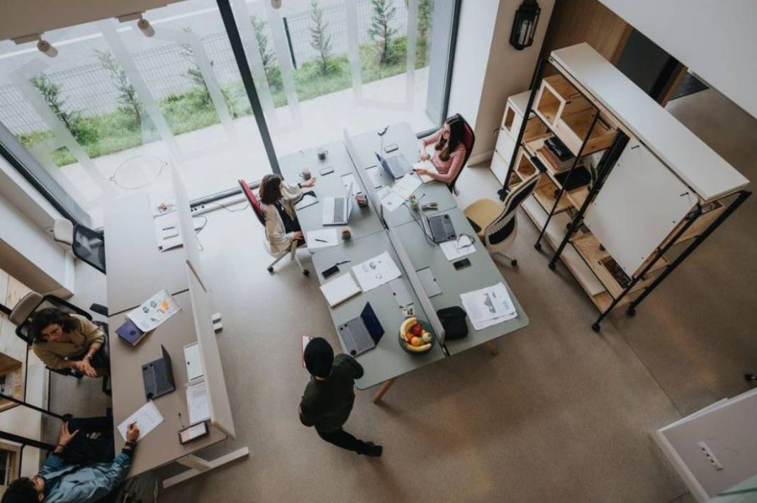 Ofis çalışanları dikkat! Sağlığı tehdit eden büyük tehlike açıklandı: Hasta bina sendromu nedir? 3