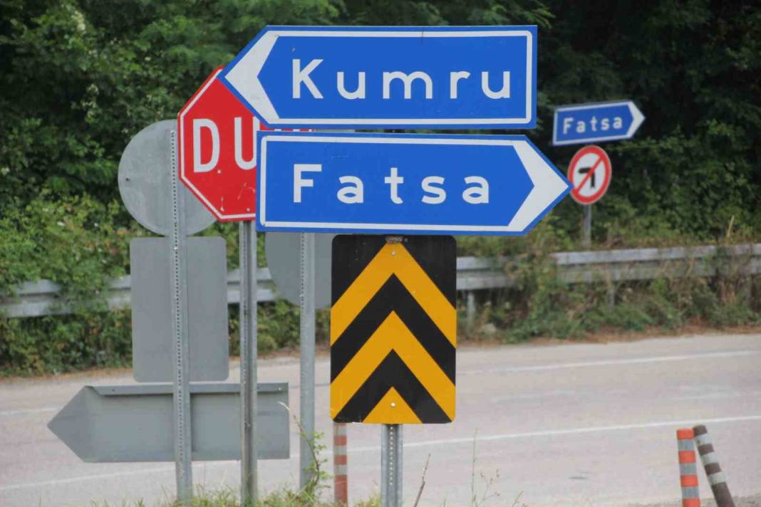 29 tabelalı kavşak sürücüleri şaşkına çevirdi: “Labirent gibi” 1