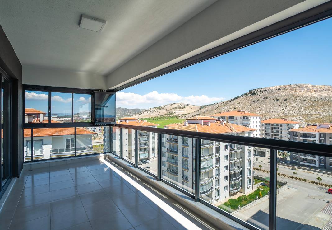 Cam balkon düzenlemesinde yeni dönem: Tüm kat maliklerinin onayı gerekecek 1