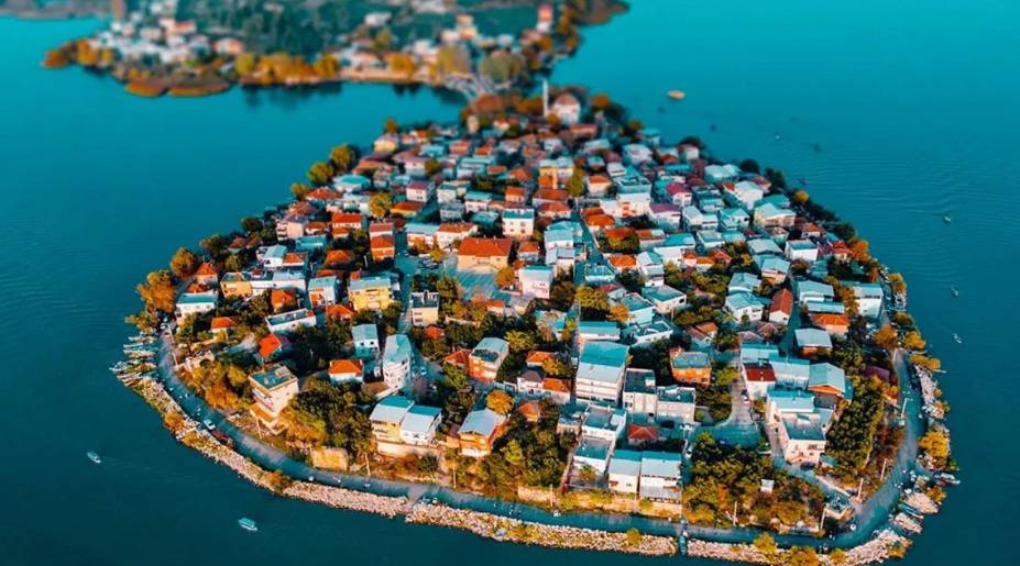 Tatil için gidiyorlar, yerleşip kalıyorlar: Huzurun adresi 29 ilçe 26