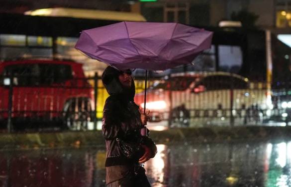 İstanbul’daki rekor selin arkasında El Nino mu var? Felaketin 3 nedenini meteoroloji uzmanı açıkladı! 4