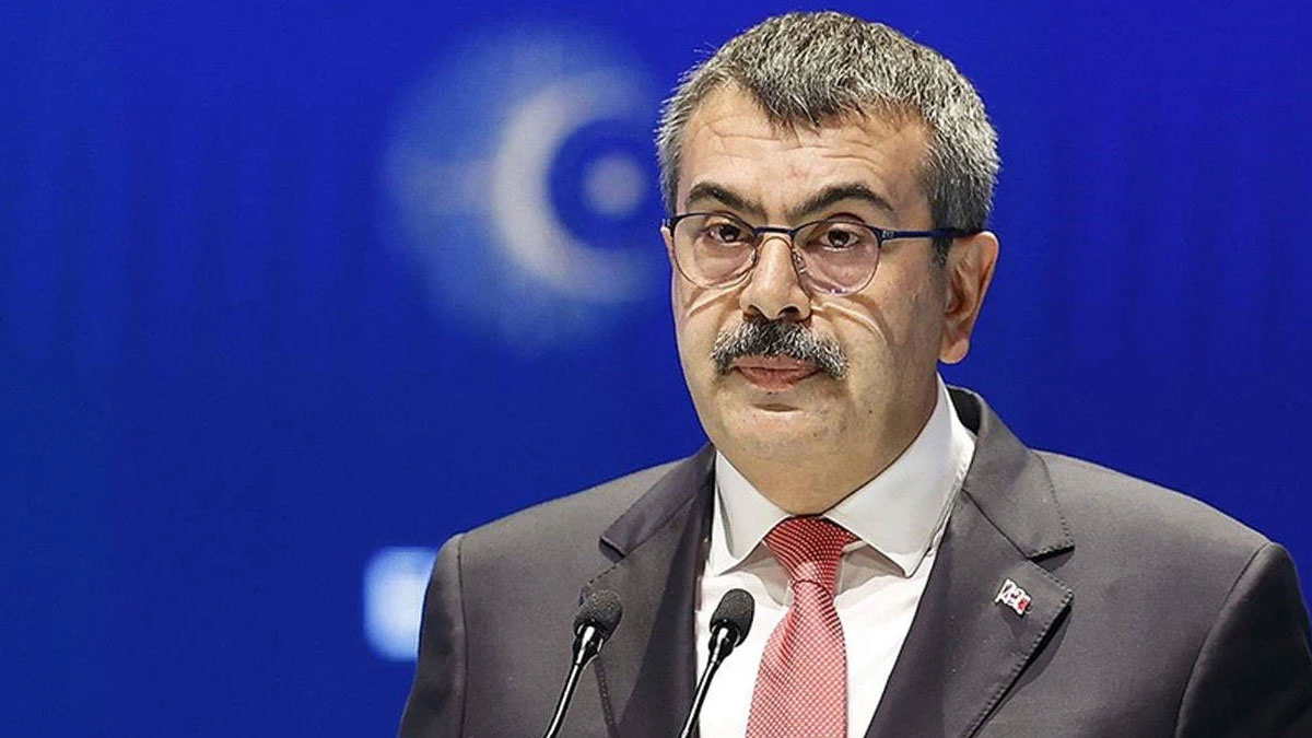 Bakan Tekin'den İmamoğlu'na hakaret: Okuma özürlü