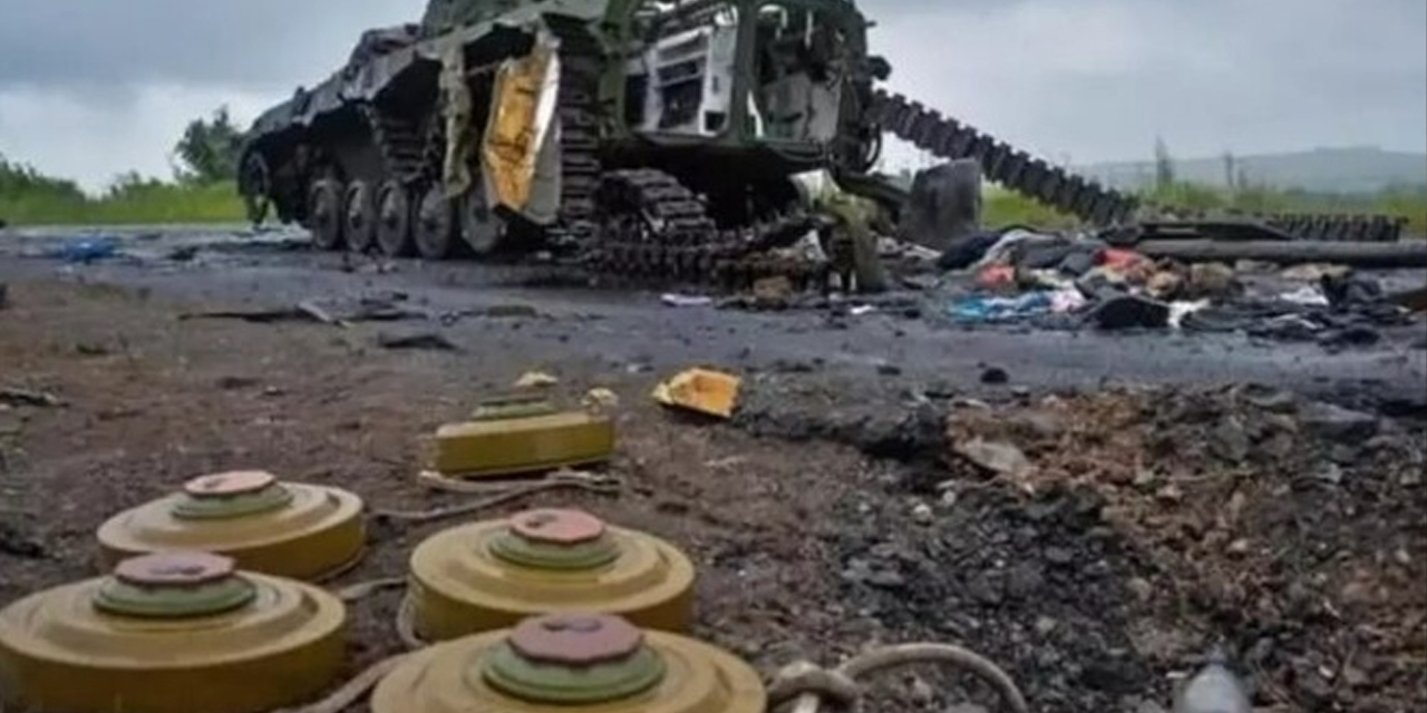 Nijerya'da yola döşenen el yapımı patlayıcı infilak etti: 12 ölü