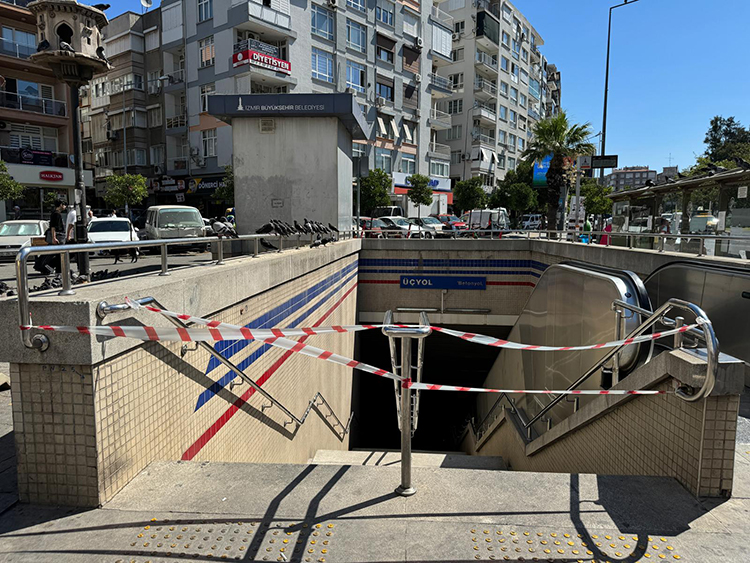 İzmir Metrosu'nda yürüyen merdiven kazası: 9 yaralı