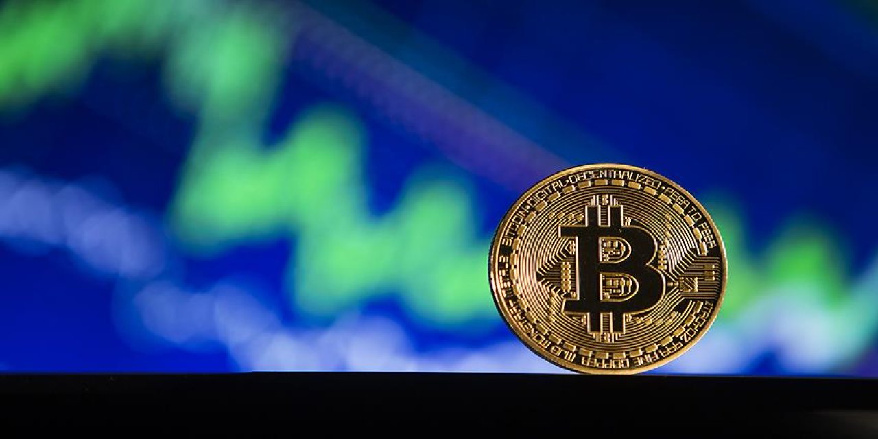 Bitcoin rekor üstüne rekor kırıyor! Zirvesini yine tazeledi