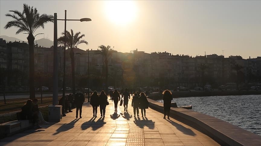 Meteoroloji’den ‘sıcaklık’ alarmı: O bölgelerde bahar havası hakim olacak!