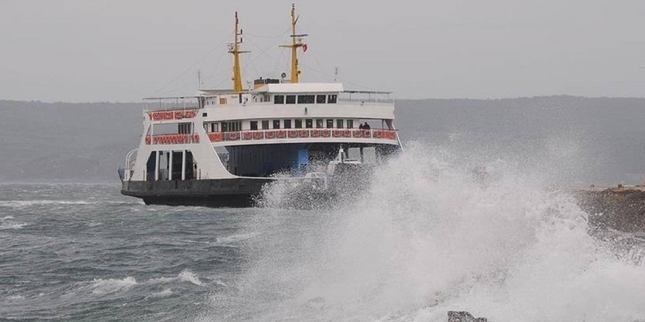 Çanakkale Boğazı'nda fırtına: Bazı GESTAŞ feribot seferleri iptal edildi