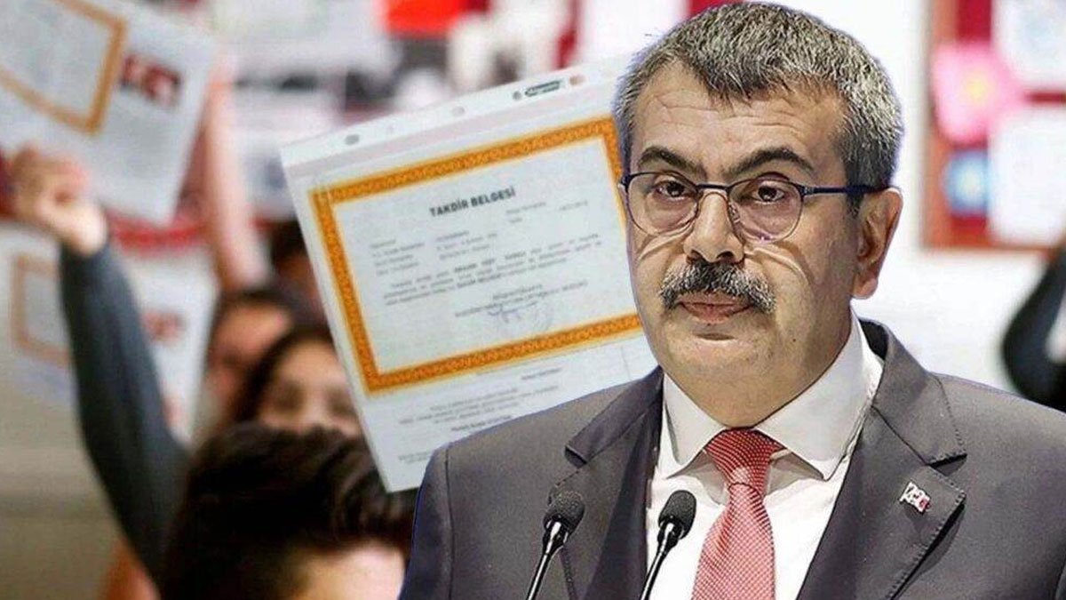 Okullarda karne sistemi sona eriyor