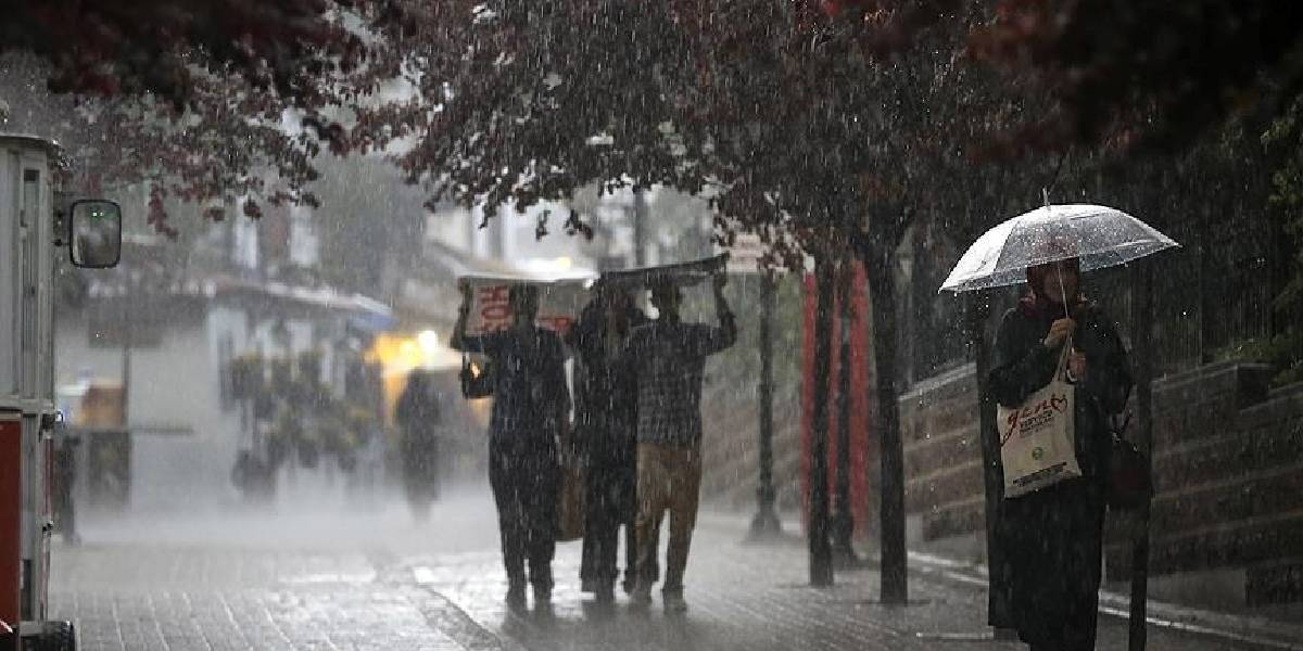 Meteoroloji’den ‘kuvvetli’ sağanak ve fırtına uyarısı: O bölgelerde etkili olacak!