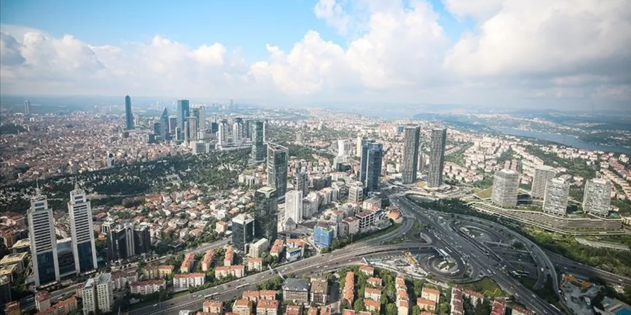Ev sahiplerini ve kiracıları ilgilendiriyor: Aidat ve elektrik tarifesinde düzenleme