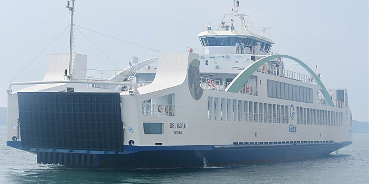 Güney Marmara’da feribot seferleri iptal edildi