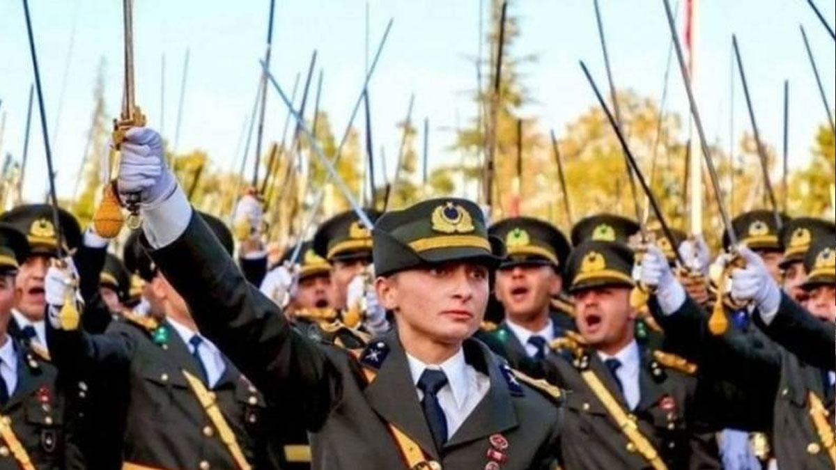 Teğmenler için kritik gün: Sözlü savunma yapacaklar