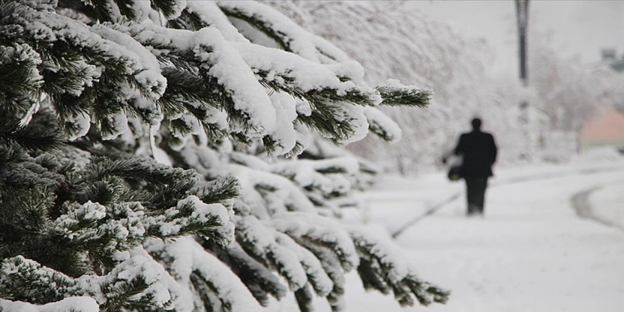 İç kesimlerde sıcaklıklar düşüyor: Meteoroloji'den 12 ile kar uyarısı!